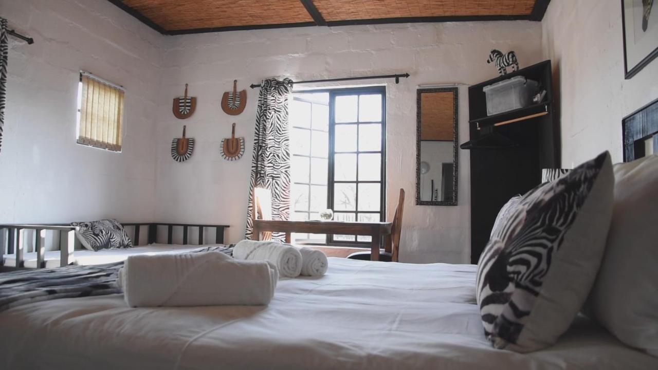 Zwartberg View Mountain Lodge Oudtshoorn Kültér fotó